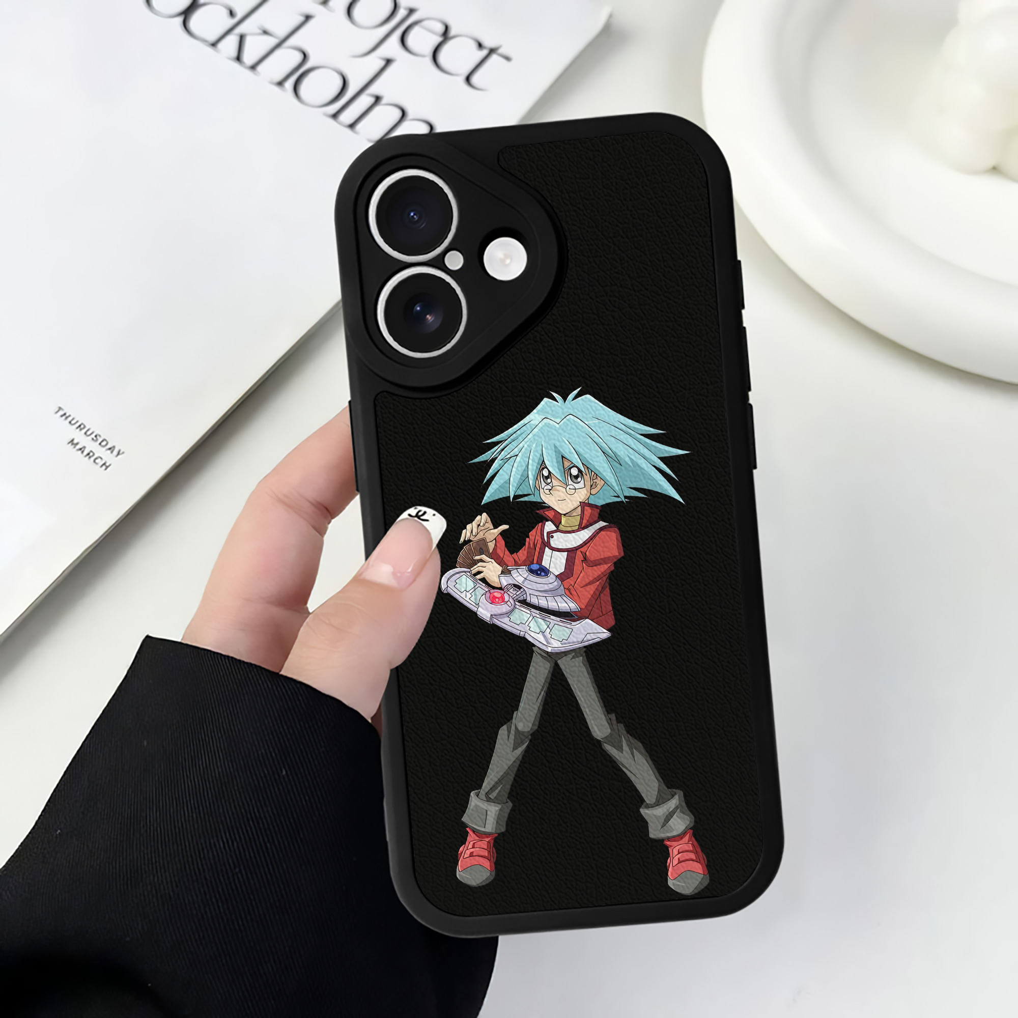 遊☆戯☆王 Yu-Gi-Oh! 【iPhone 16シリーズ対応】シリコンスマホケース（レザー調） 材質：シリコン